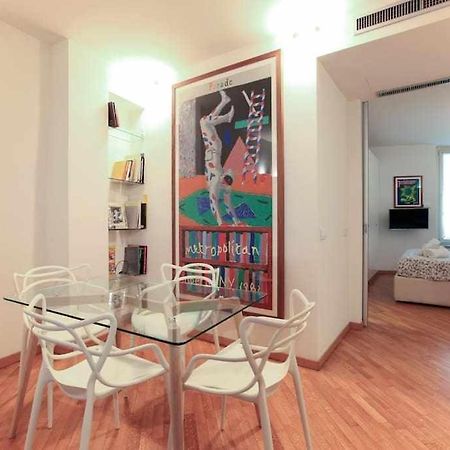 Brera Area Lovely Apt Close To Piazza Duomo Milan Bagian luar foto