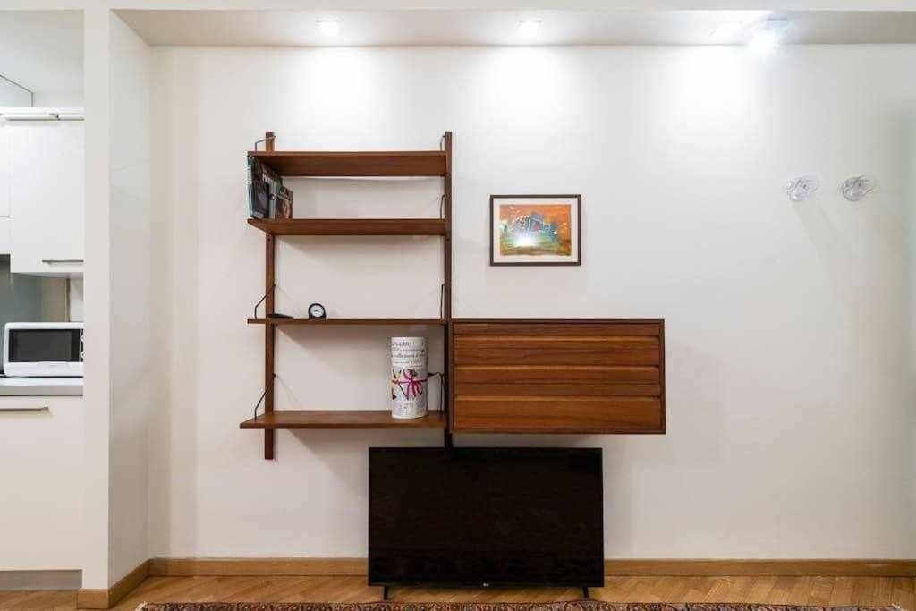 Brera Area Lovely Apt Close To Piazza Duomo Milan Bagian luar foto