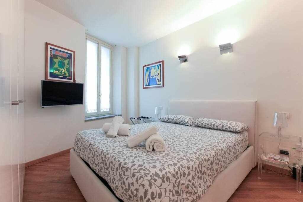 Brera Area Lovely Apt Close To Piazza Duomo Milan Bagian luar foto
