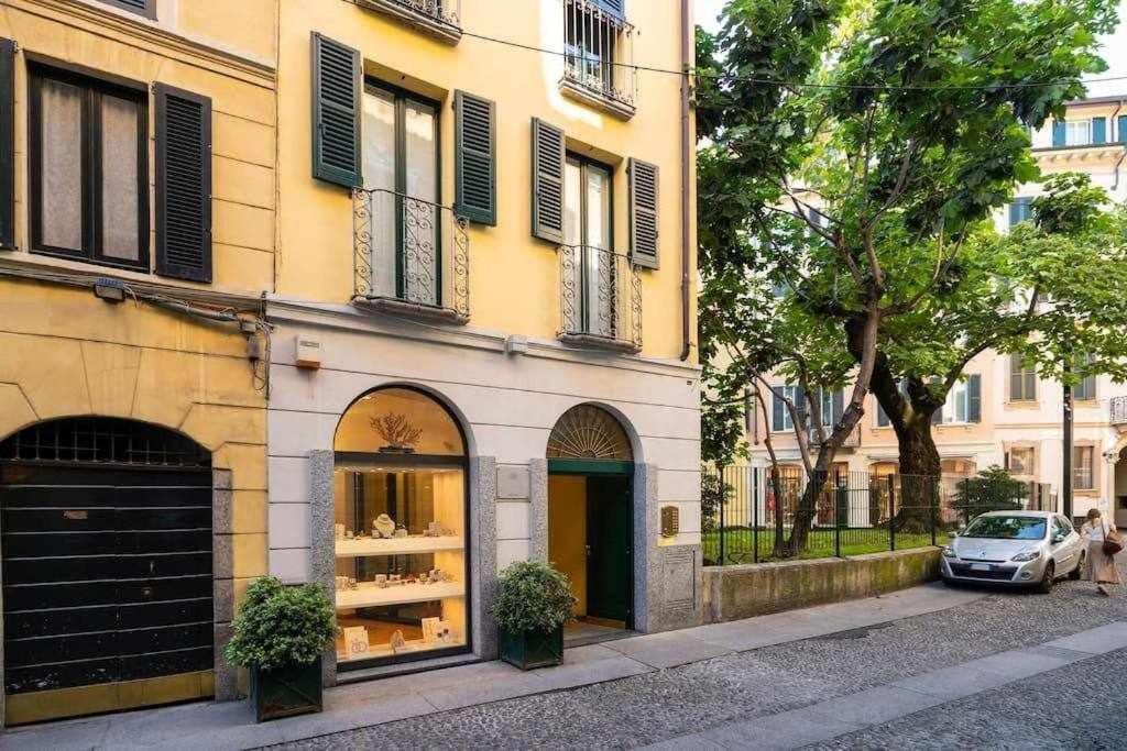 Brera Area Lovely Apt Close To Piazza Duomo Milan Bagian luar foto